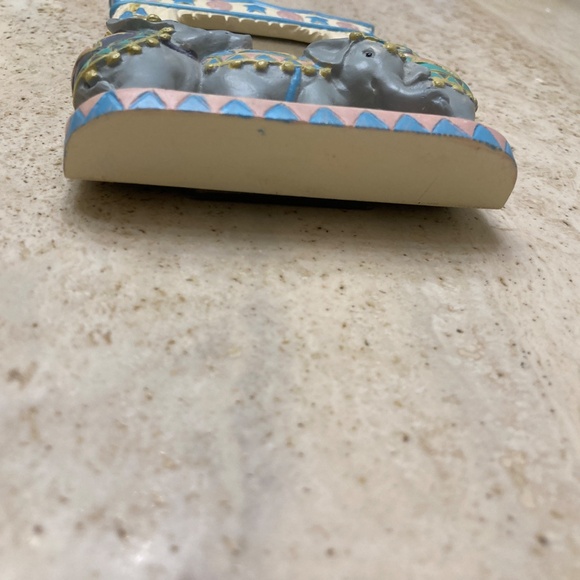 Vintage Holson Circus Elephants Theme 3D Picture Frame, 2x3" Photo - Picture 3 of 4